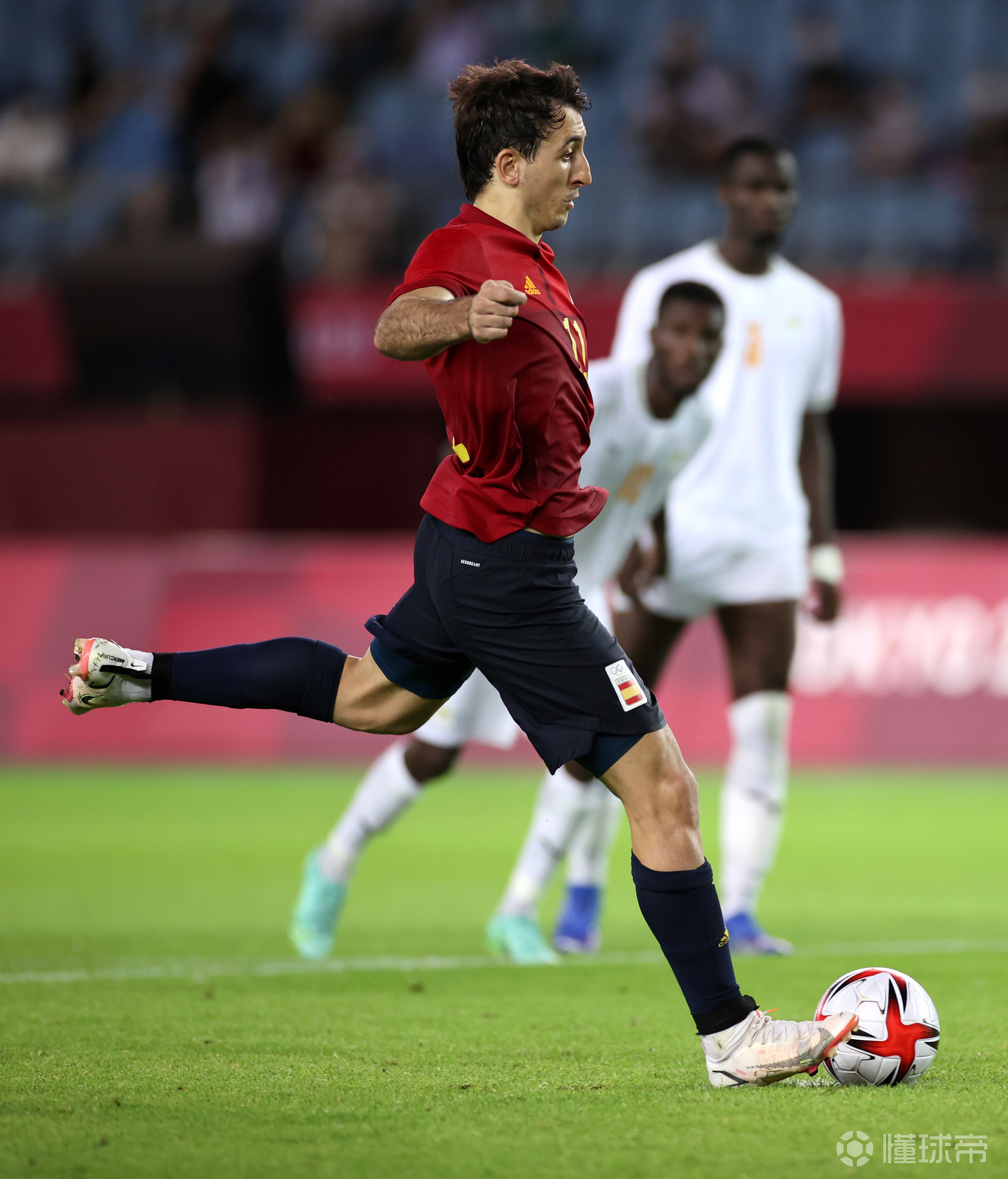 丹麦横扫塞内加尔，奥亚尔萨瓦尔刷新纪录