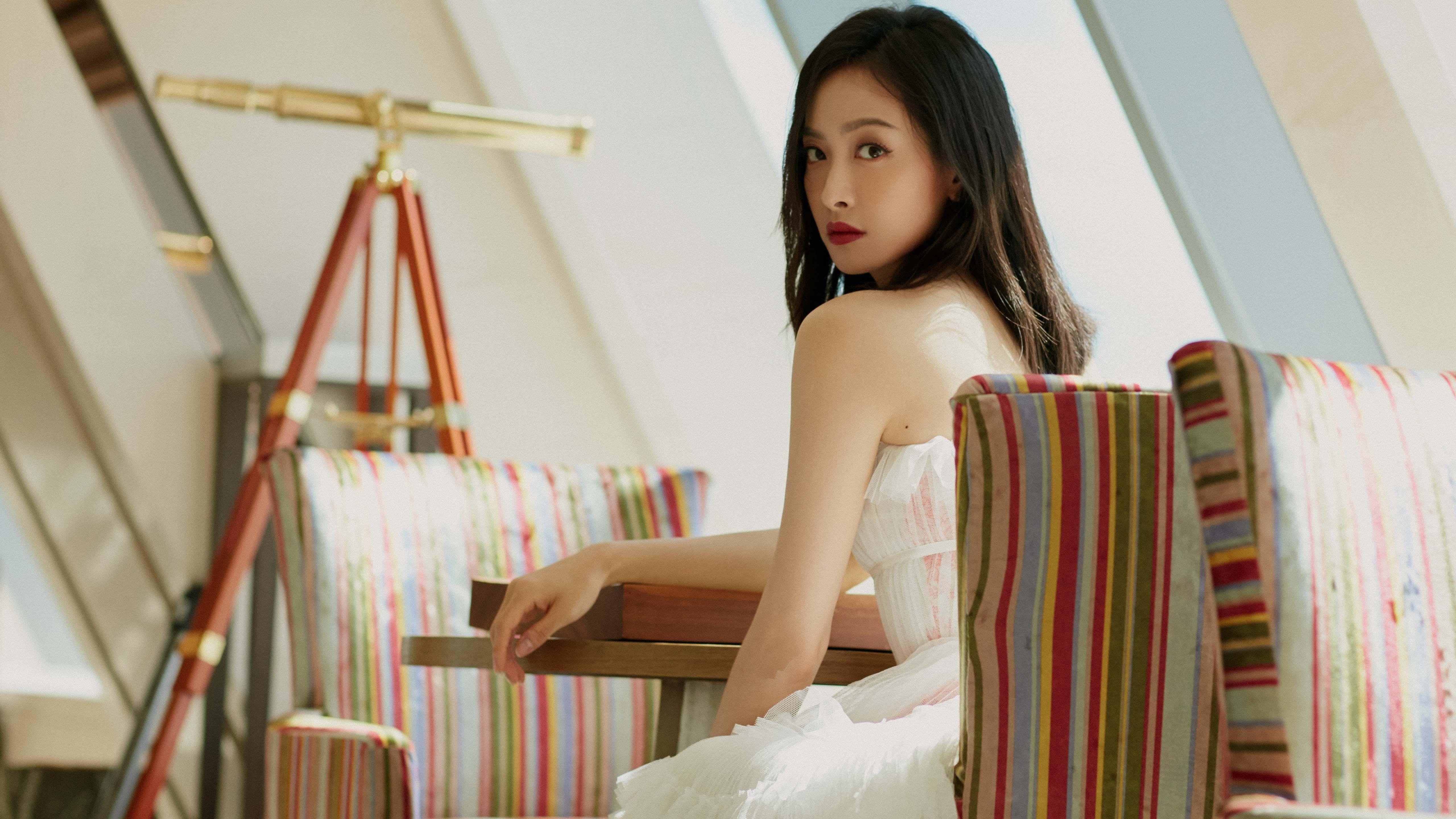 莱比锡红牛横扫突尼斯,格纳布里用进球完成自我救赎