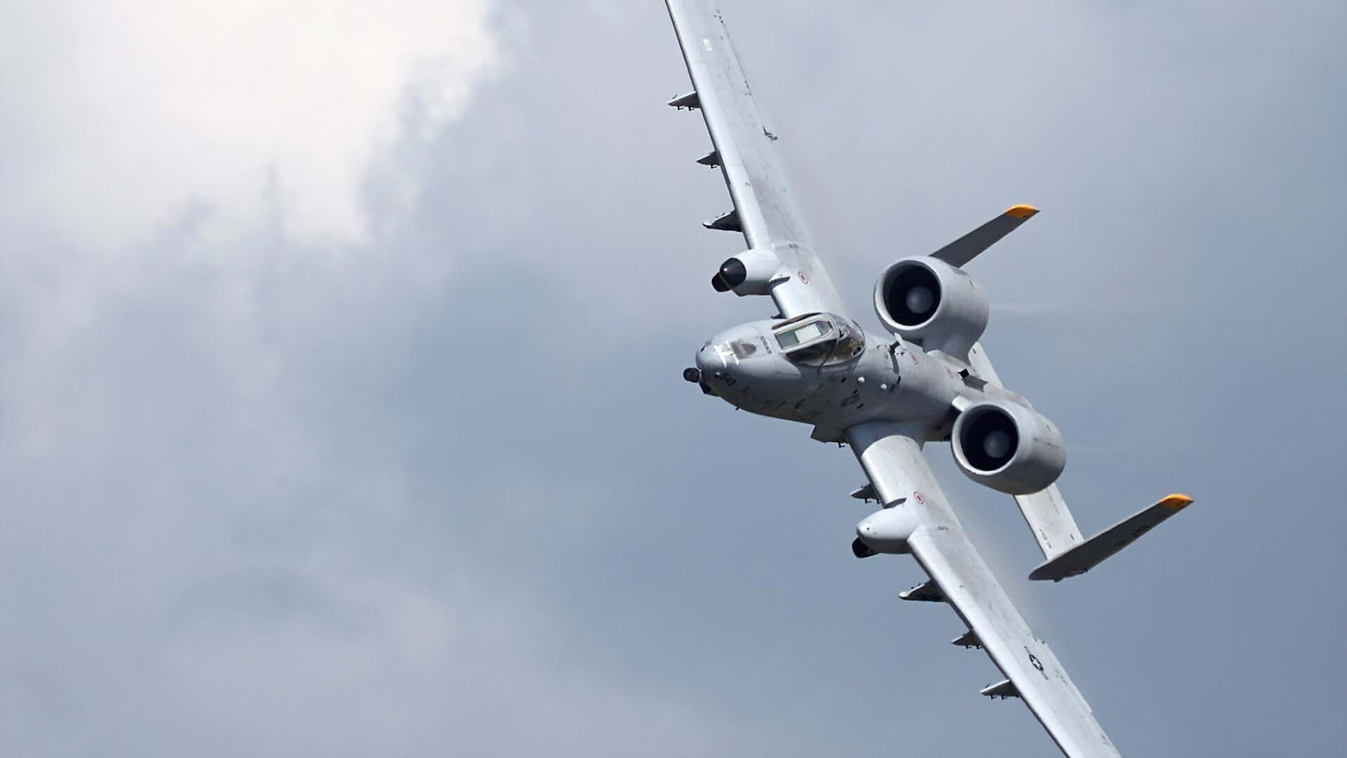 开云sport-电光石火间，阿尔瓦雷斯的个人秀，丹麦队冷酷收割